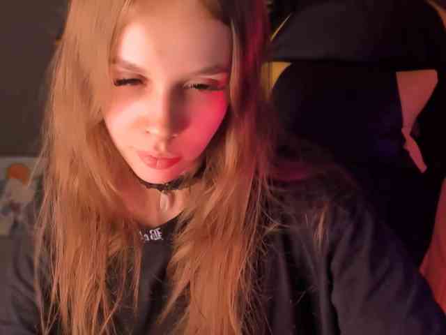 SelenHellsWeet webcam