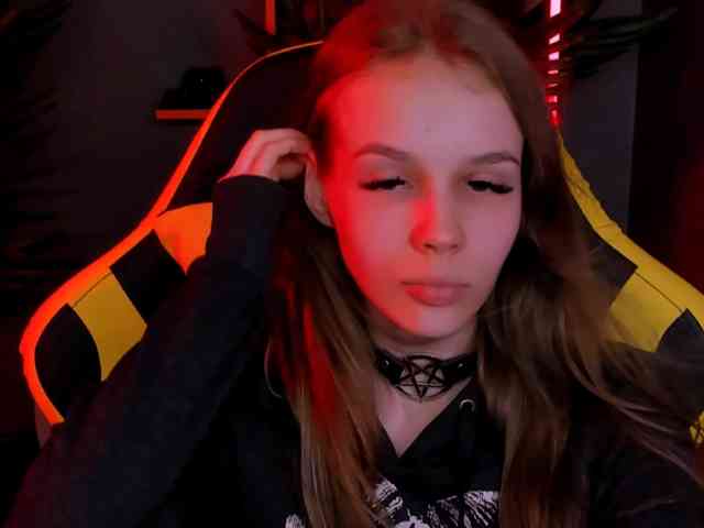 SelenHellsWeet webcam