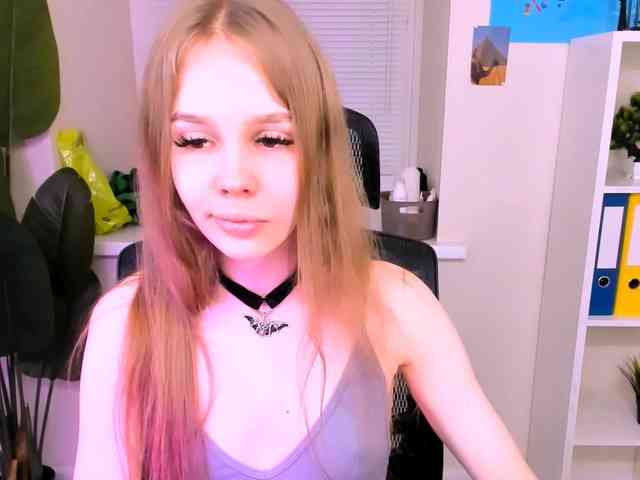 SelenHellsWeet webcam