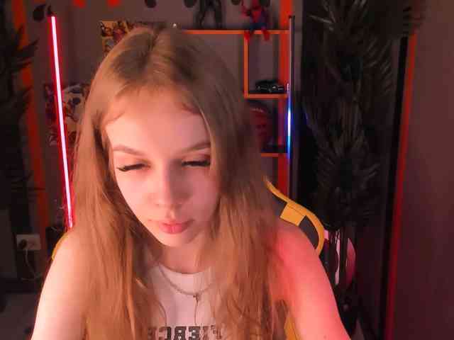 SelenHellsWeet webcam