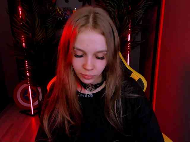 SelenHellsWeet webcam