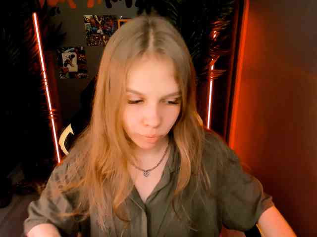SelenHellsWeet webcam