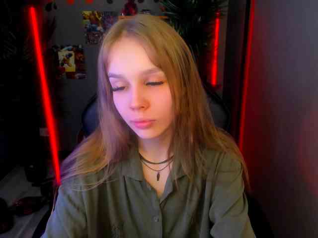 SelenHellsWeet webcam