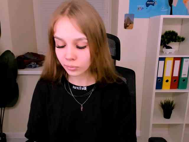 SelenHellsWeet webcam