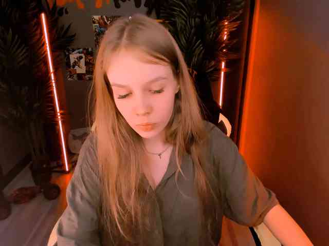 SelenHellsWeet webcam