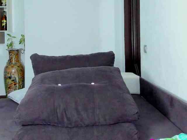 AdaDivine webcam