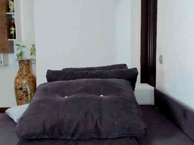 AdaDivine webcam