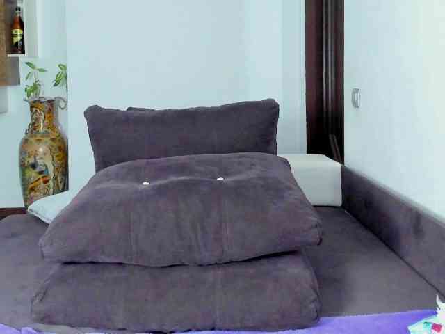 AdaDivine webcam