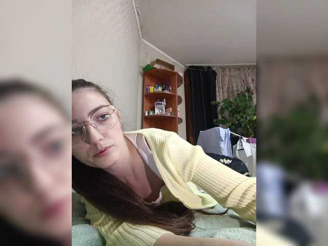 Ymmixxx's BongaCams show and profile