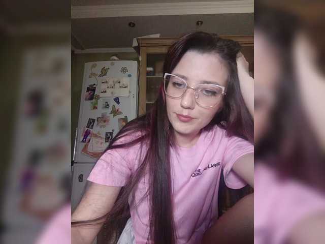 Ymmixxx's BongaCams show and profile