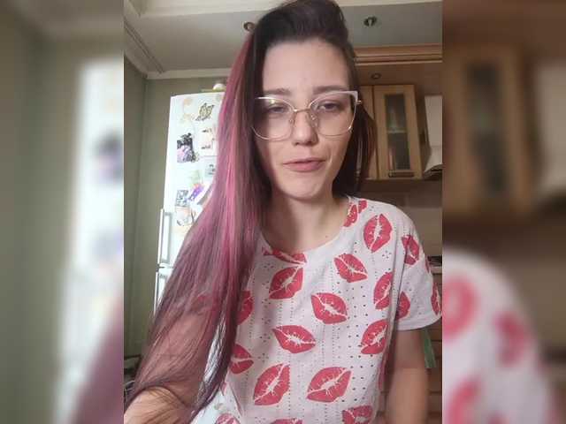 Ymmixxx's BongaCams show and profile