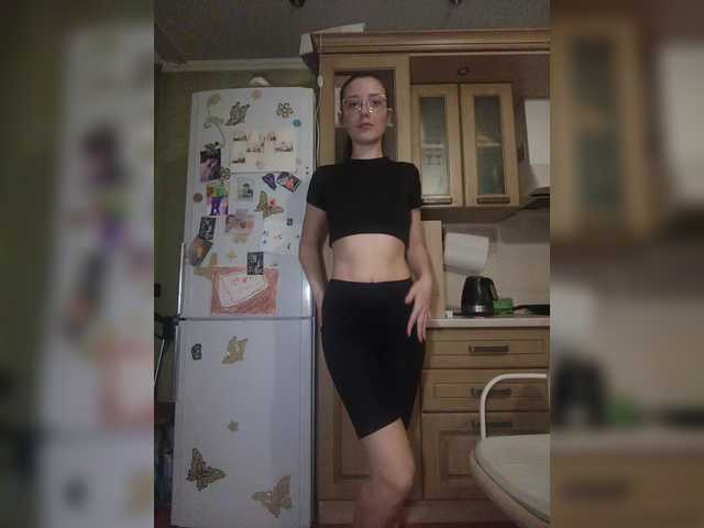 Ymmixxx's BongaCams show and profile