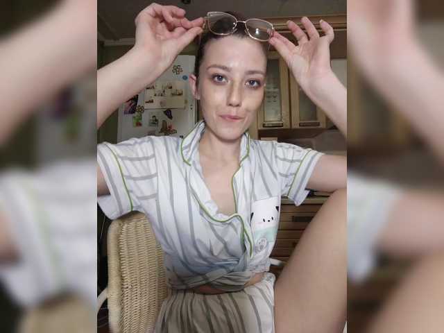 Ymmixxx's BongaCams show and profile