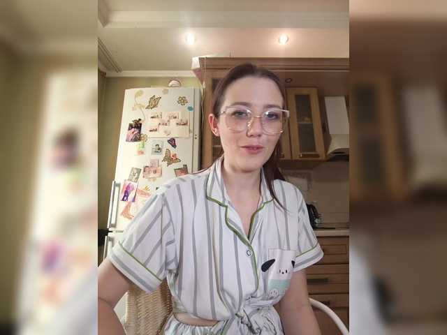 Ymmixxx's BongaCams show and profile