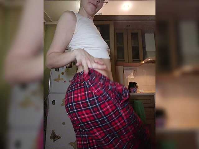 Ymmixxx's BongaCams show and profile