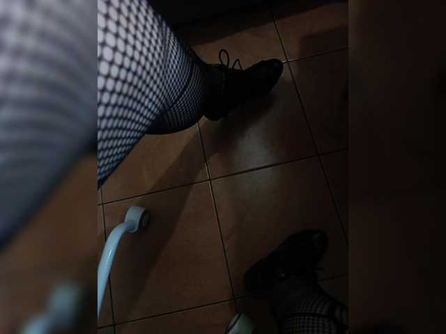 Ymmixxx's BongaCams show and profile