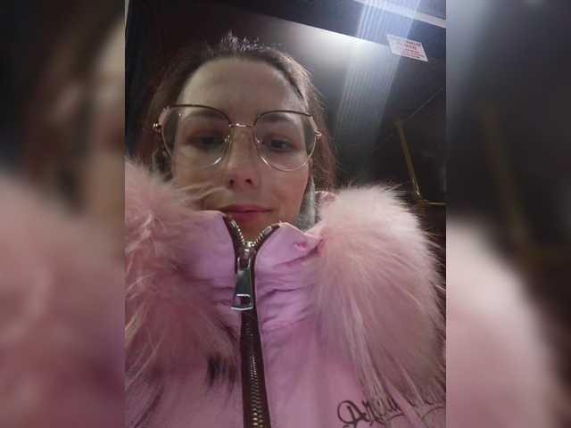 Ymmixxx's BongaCams show and profile