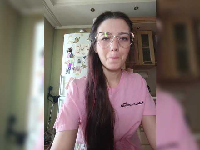 Ymmixxx's BongaCams show and profile