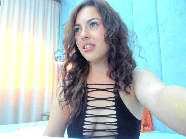 Lucy-Day webcam