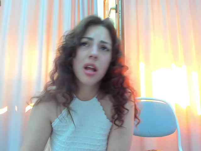 Lucy-Day webcam
