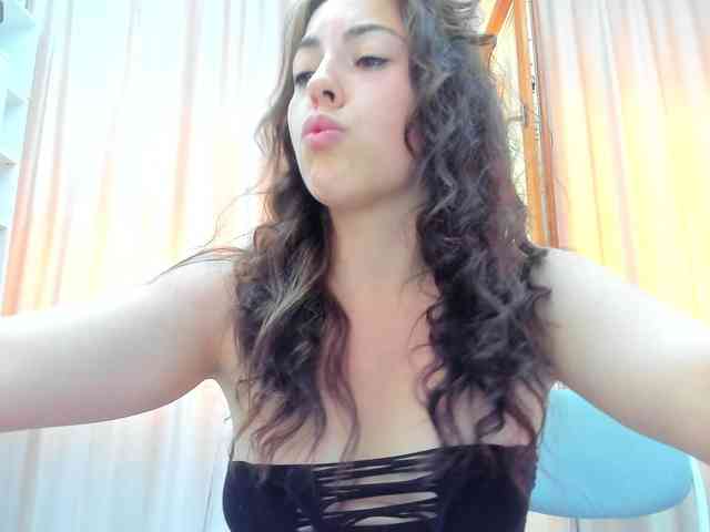 Lucy-Day webcam