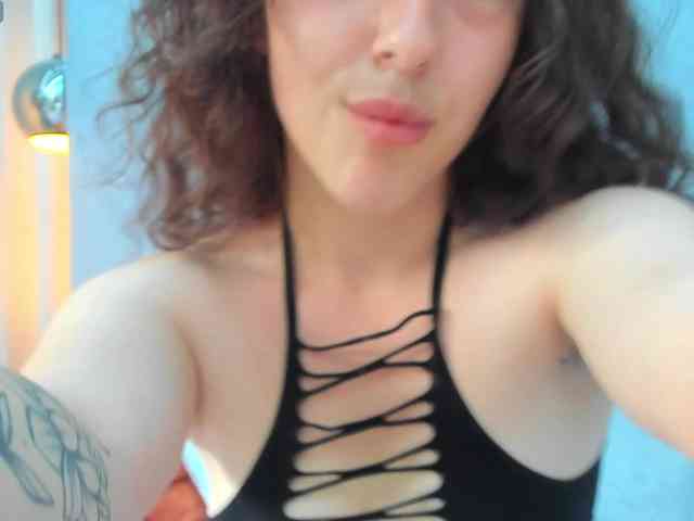 Lucy-Day webcam