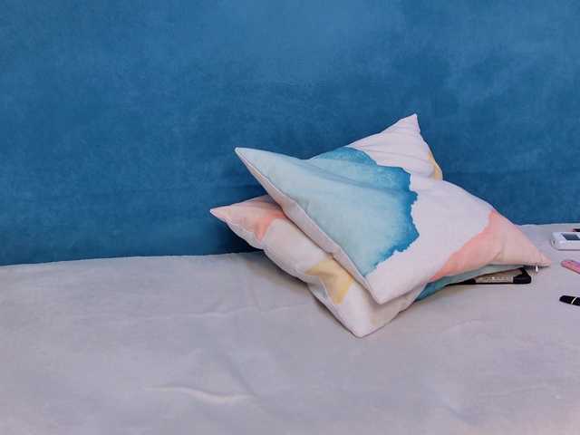 moon-cake's BongaCams show and profile