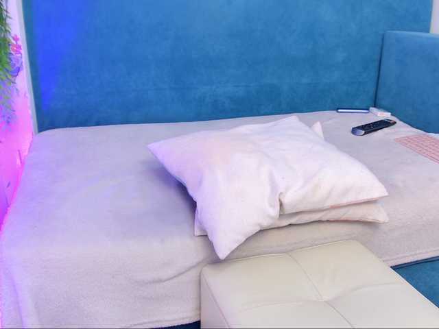 moon-cake's BongaCams show and profile