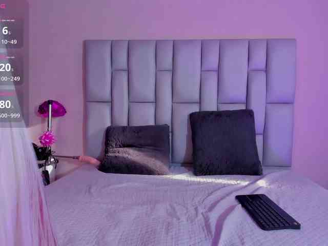 DaphneFoxx webcam