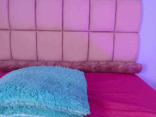 DaphneFoxx webcam