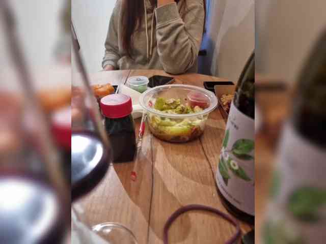 DEAR_BRUDER_HELLOOOO webcam