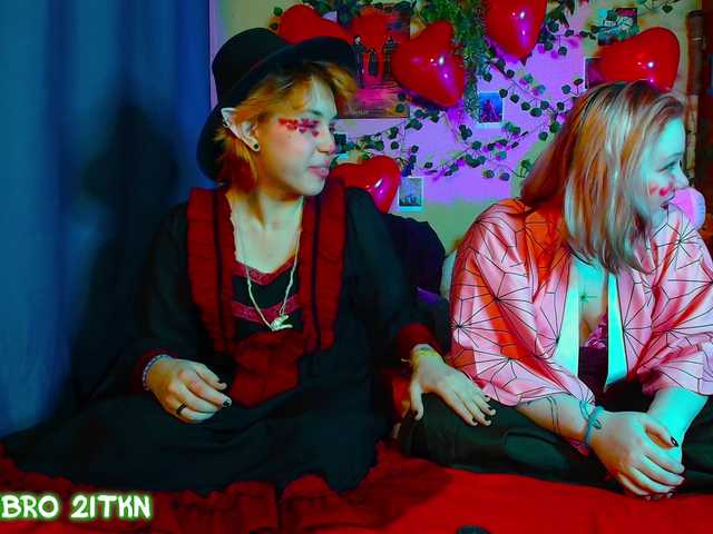 Tricky-Kitsune's BongaCams show and profile