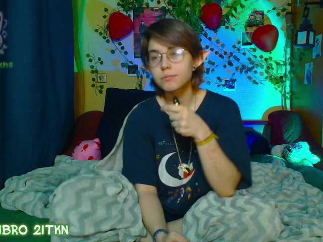 Tricky-Kitsune's BongaCams show and profile