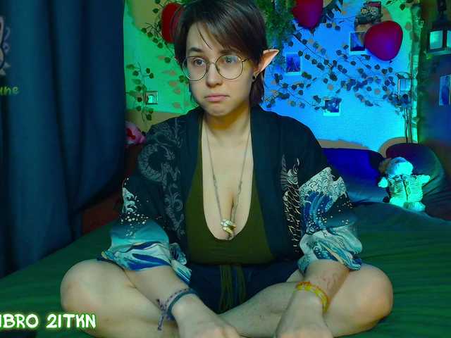 Tricky-Kitsune's BongaCams show and profile