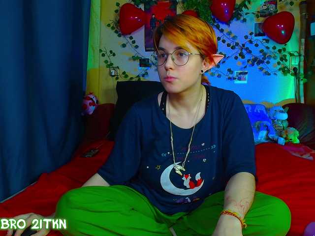 Tricky-Kitsune's BongaCams show and profile