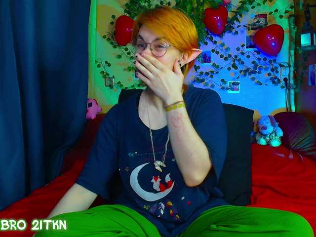 Tricky-Kitsune's BongaCams show and profile