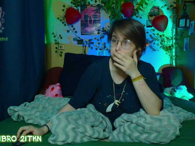 Tricky-Kitsune's BongaCams show and profile