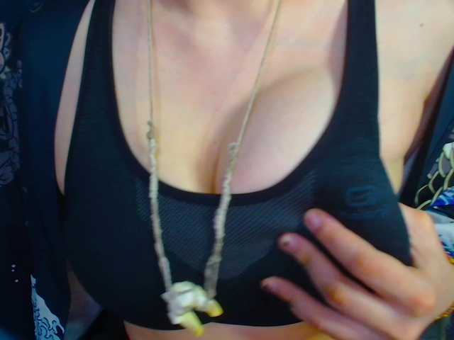 Tricky-Kitsune's BongaCams show and profile