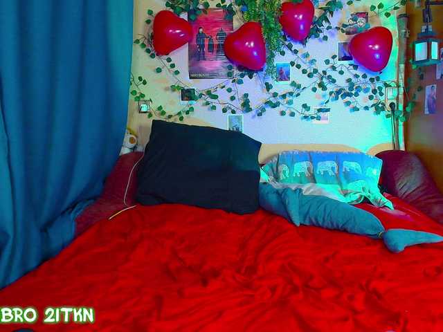 Tricky-Kitsune's BongaCams show and profile