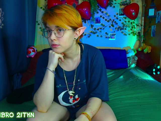 Tricky-Kitsune's BongaCams show and profile