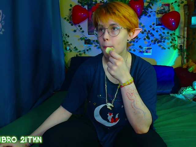 Tricky-Kitsune's BongaCams show and profile