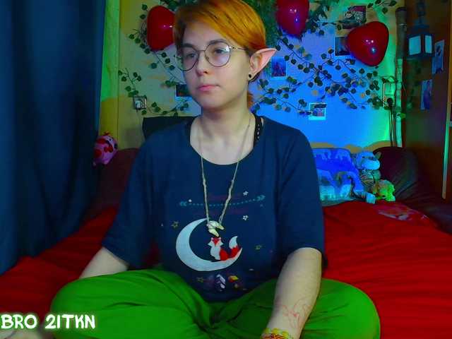 Tricky-Kitsune's BongaCams show and profile