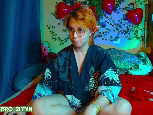 Tricky-Kitsune's BongaCams show and profile