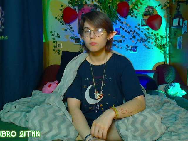 Tricky-Kitsune's BongaCams show and profile