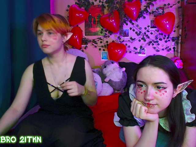 Tricky-Kitsune's BongaCams show and profile