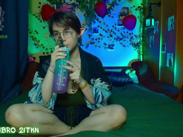 Tricky-Kitsune's BongaCams show and profile