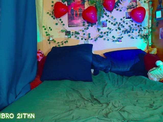 Tricky-Kitsune's BongaCams show and profile