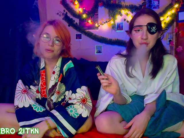 Tricky-Kitsune live cam