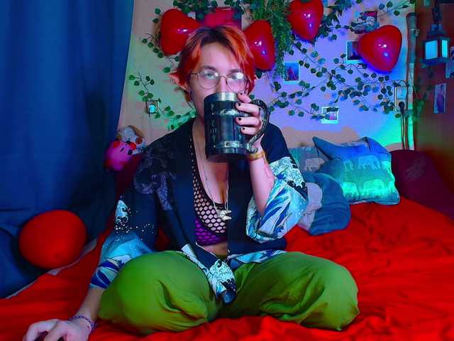 Tricky-Kitsune's BongaCams show and profile