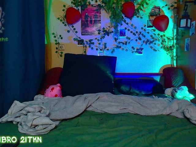 Tricky-Kitsune's BongaCams show and profile